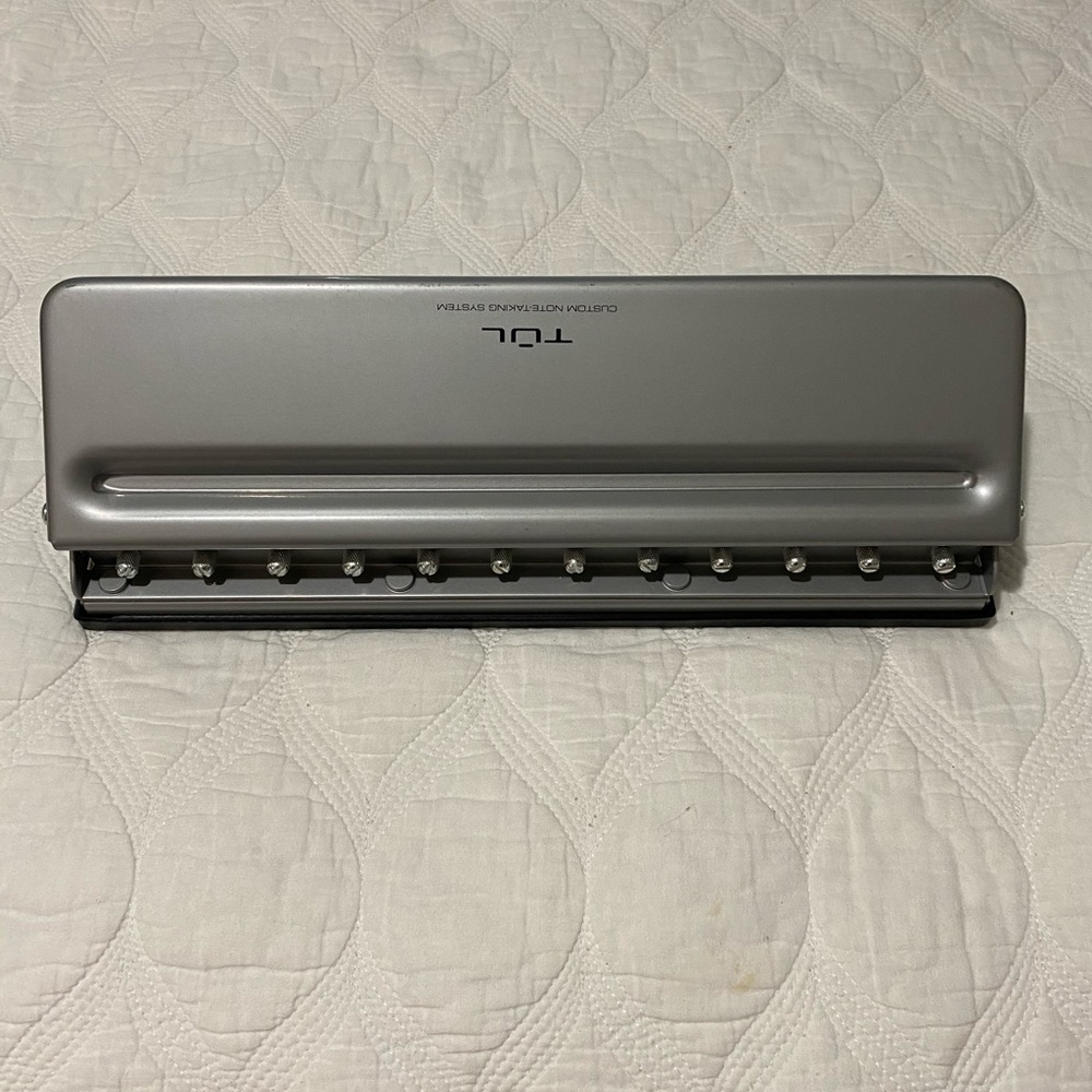 TUL Hole Punch